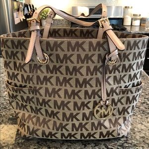 Michael Kors bag